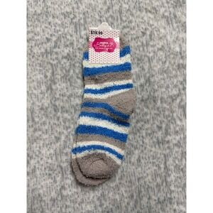 Extra Belleza Fuzzy Striped Crew Socks Blue Grey White Soft Cozy Plush NWT
